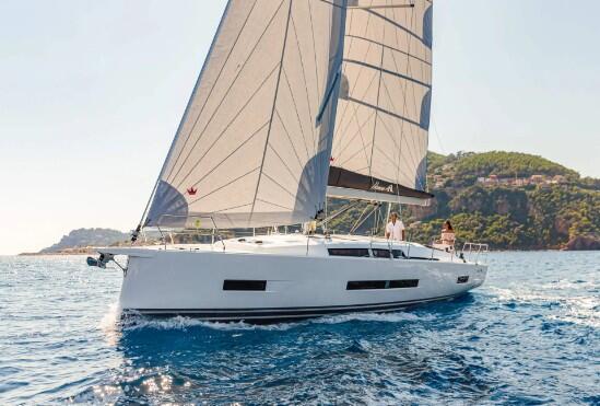 MOTOR YACHTS