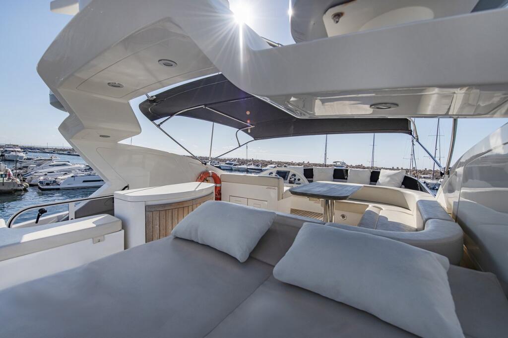 Motoryacht 
