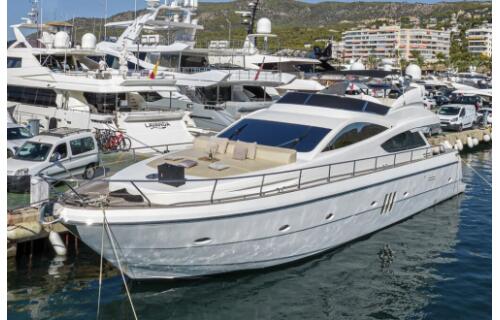 Motoryacht 