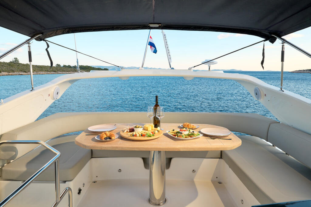 Motoryacht 