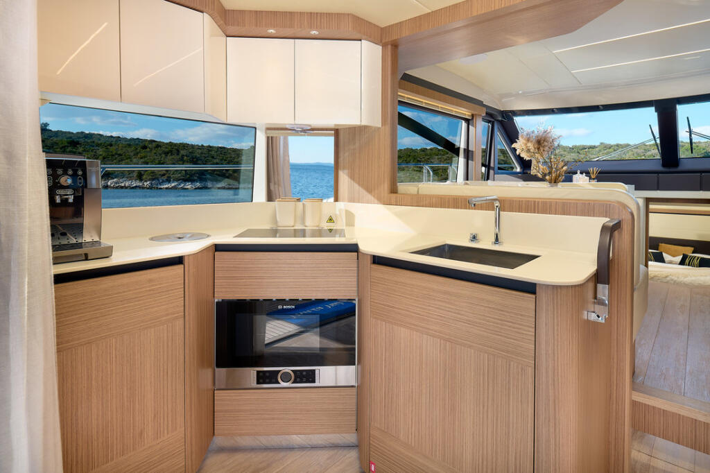 Motoryacht 