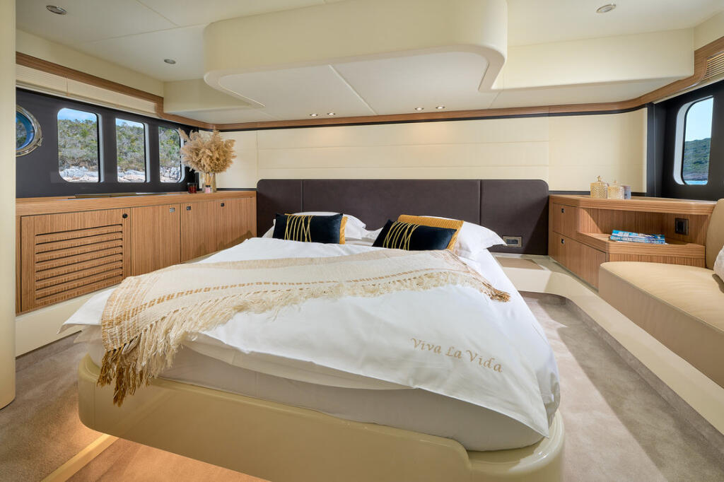 Motoryacht 