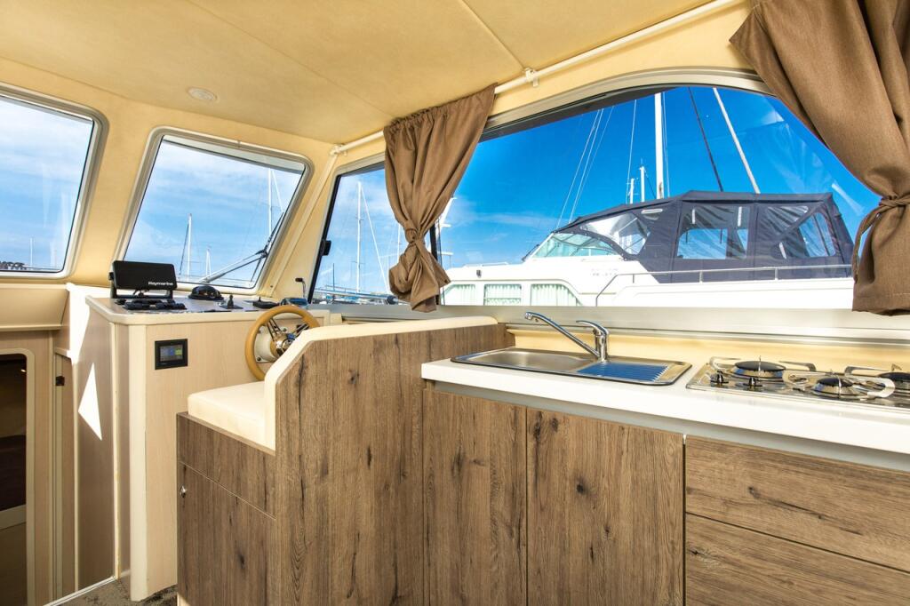 Motoryacht 