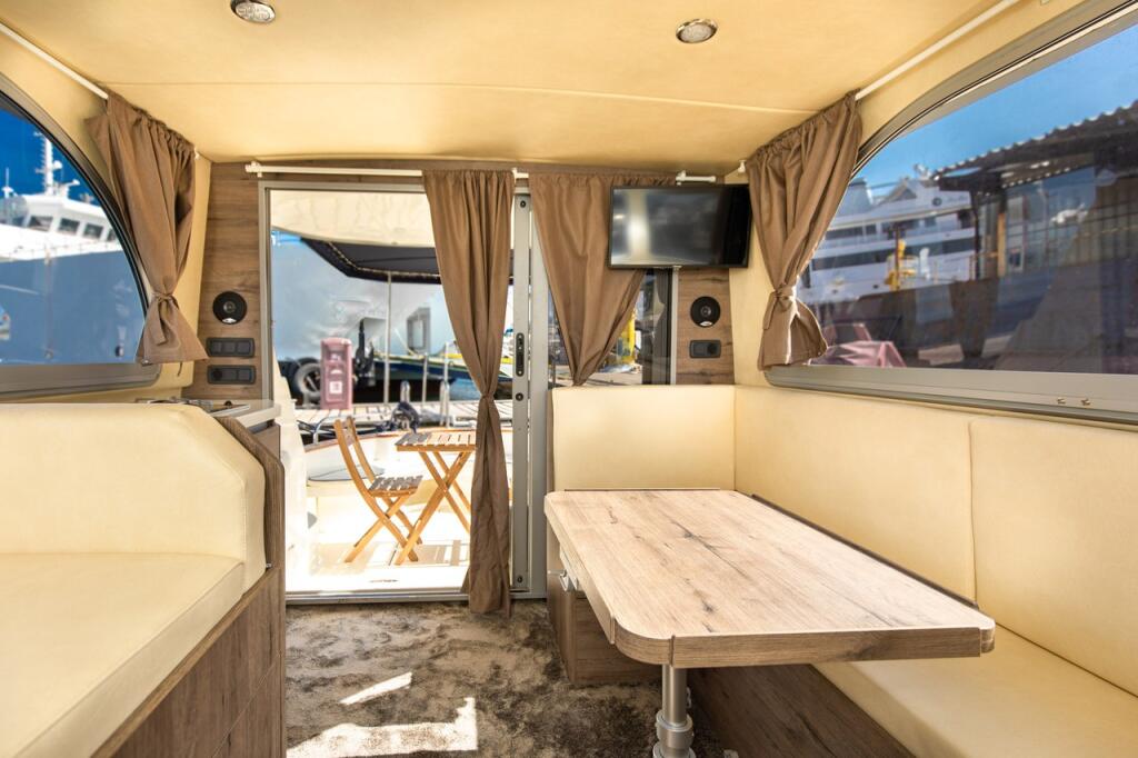 Motoryacht 