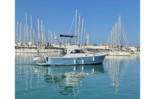 Motoryacht 