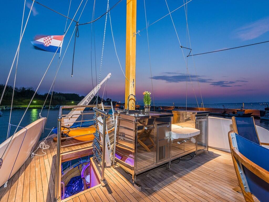 Gulet & Motor Sailer 