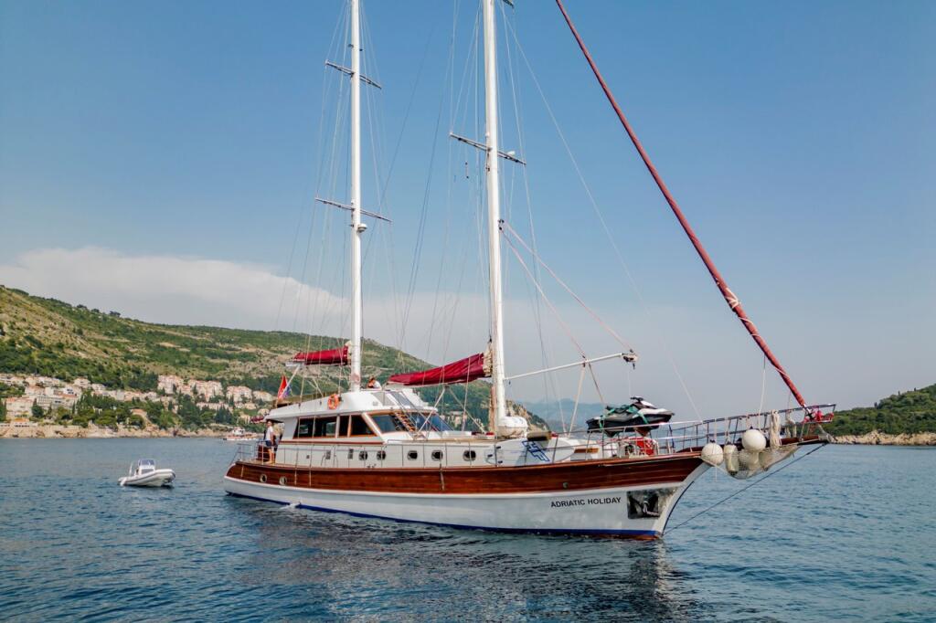 Gulet & Motor Sailer 