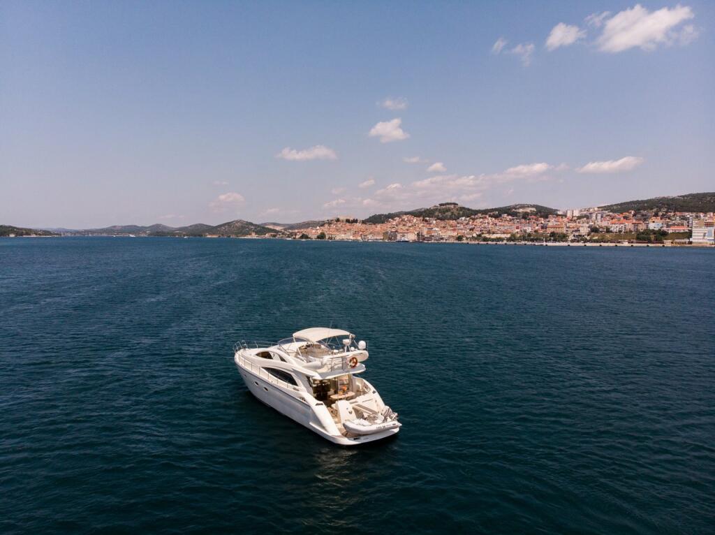 Motoryacht 