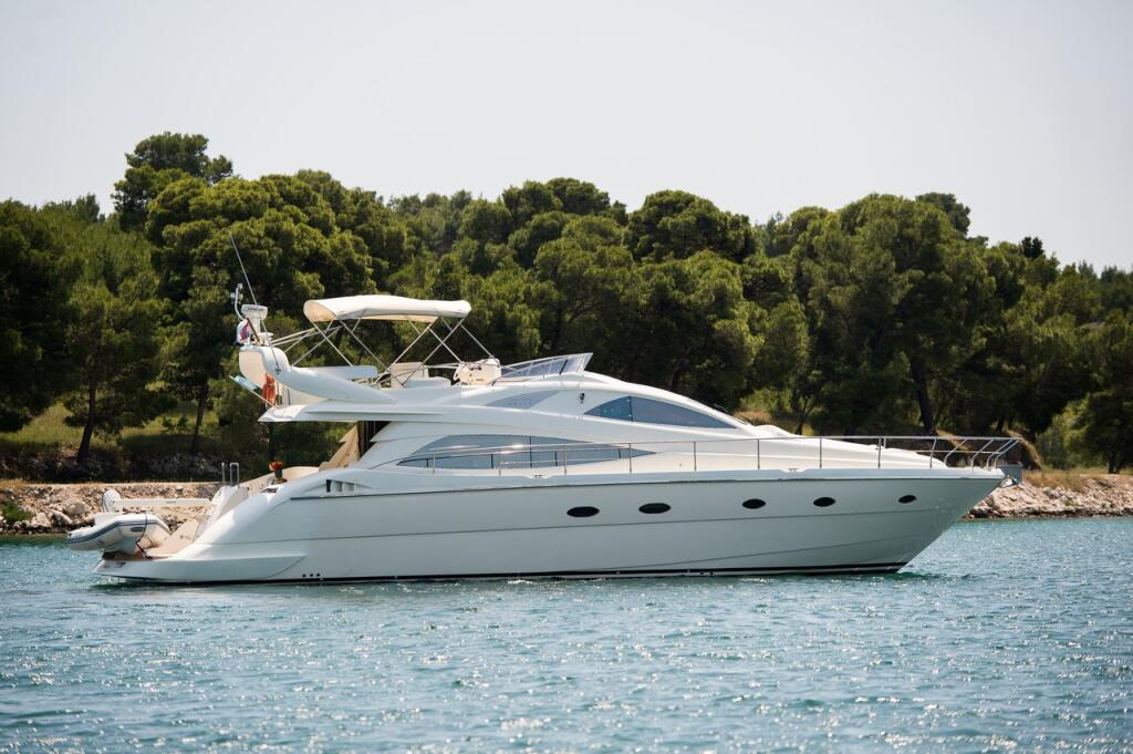 Motoryacht 