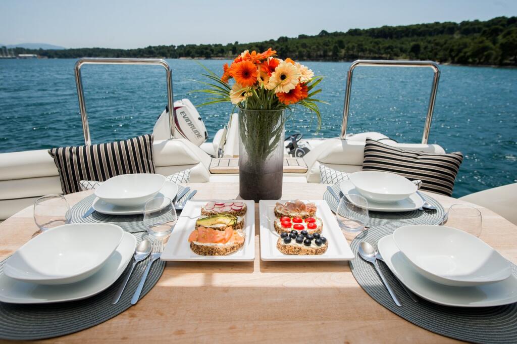 Motoryacht 