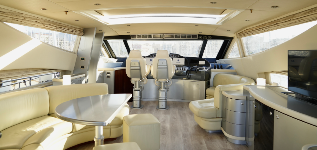 Luxury motor yacht 