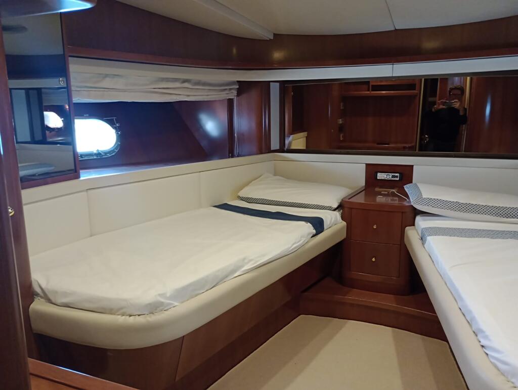 Luxury motor yacht 