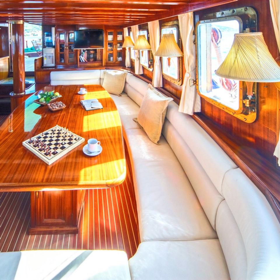 Gulet & Motor Sailer 
