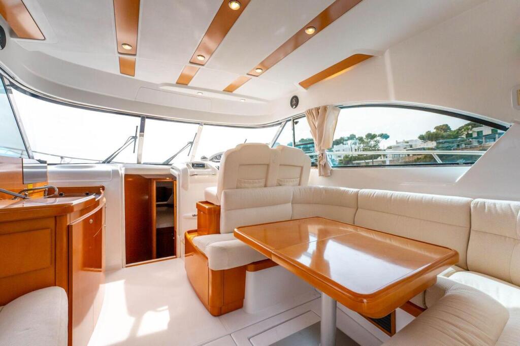 Motoryacht 