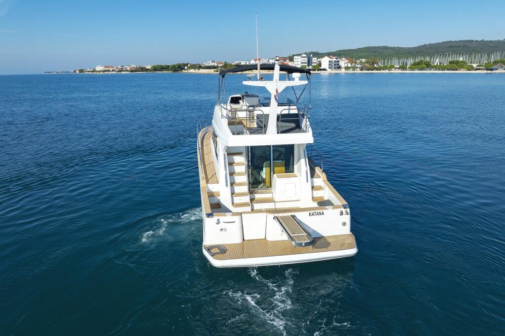 Motoryacht 