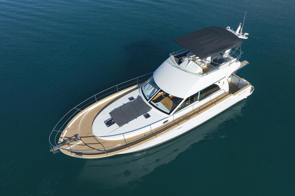 Motoryacht 
