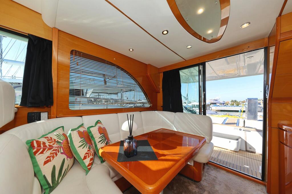 Motoryacht 