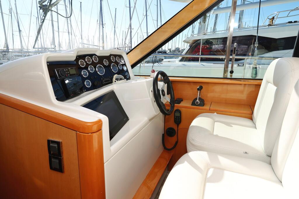 Motoryacht 