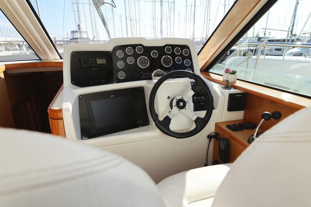 Motoryacht 