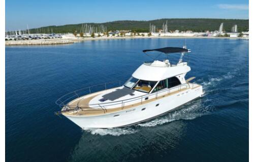 Motoryacht 