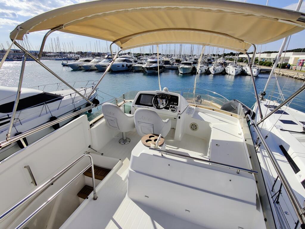 Motoryacht 