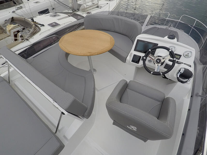 Motoryacht 