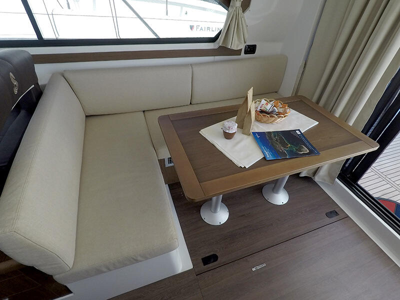 Motoryacht 