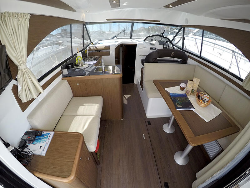 Motoryacht 