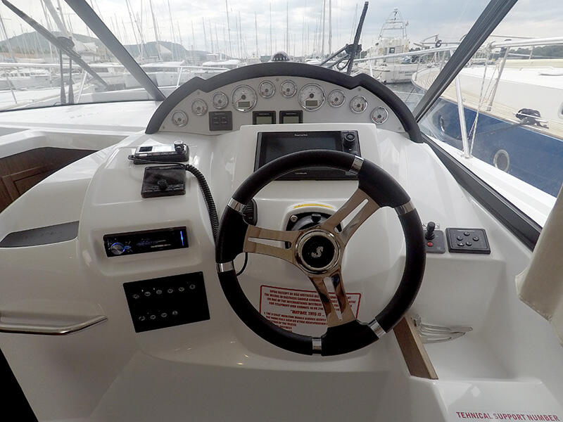 Motoryacht 