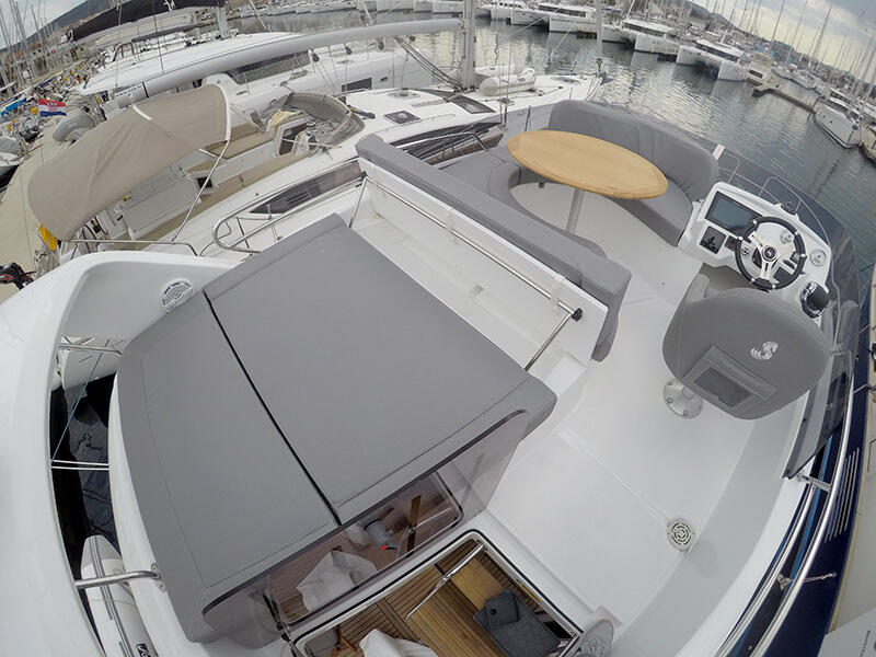 Motoryacht 