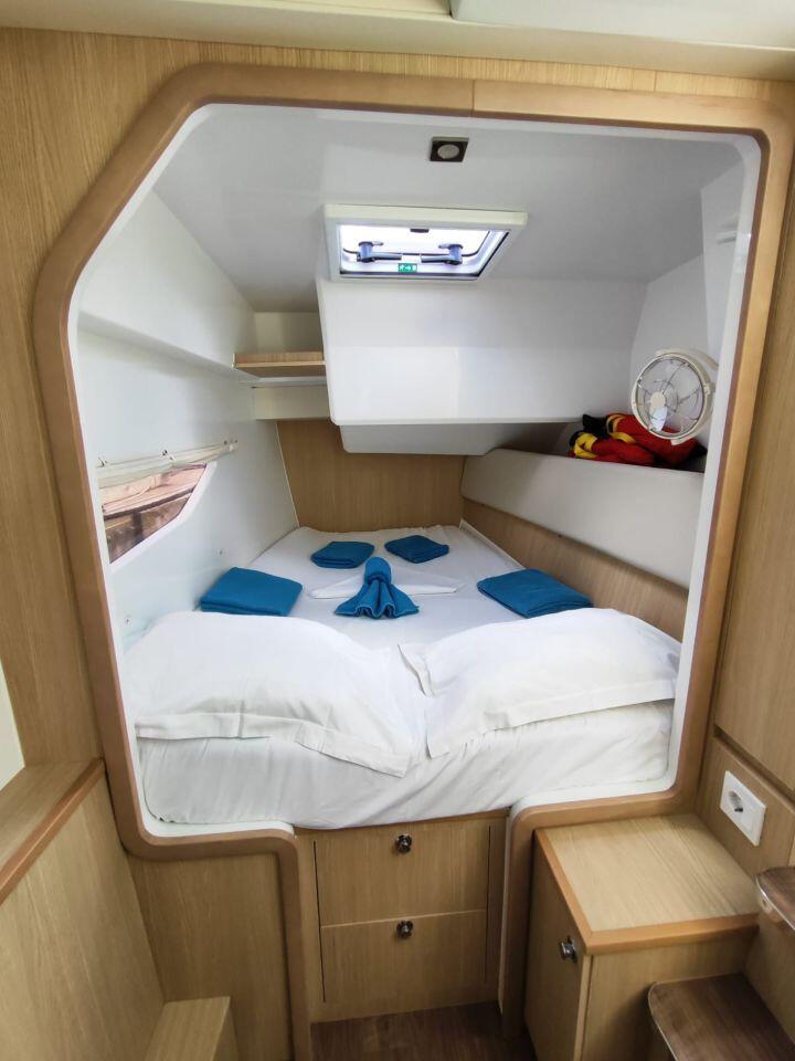Power catamaran 