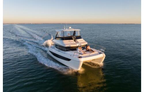 Power catamaran 