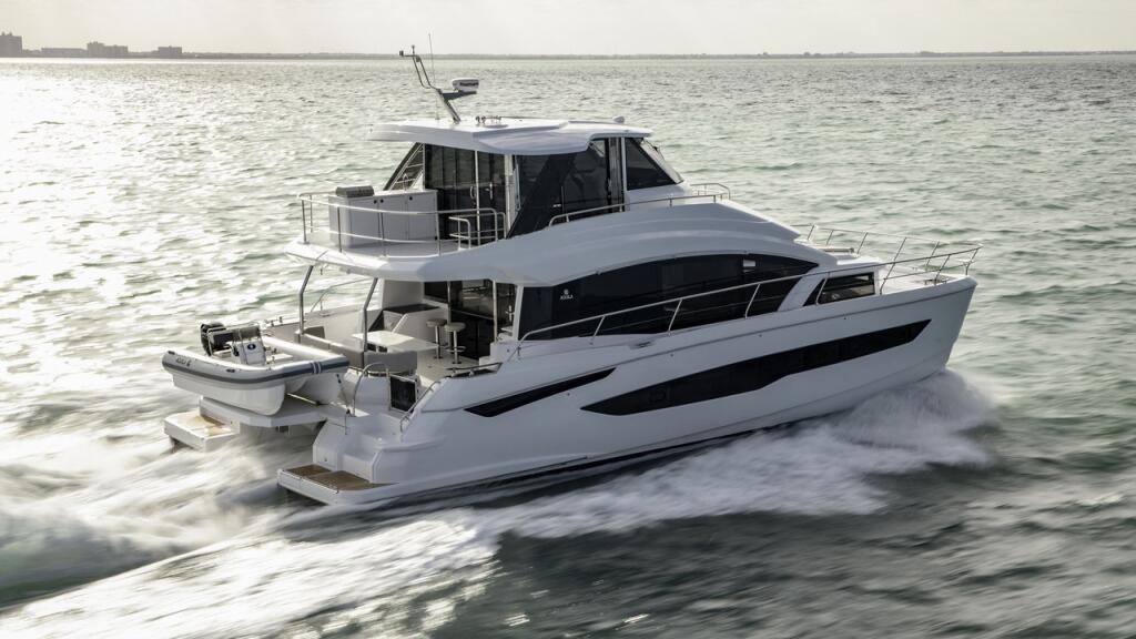 Power catamaran 