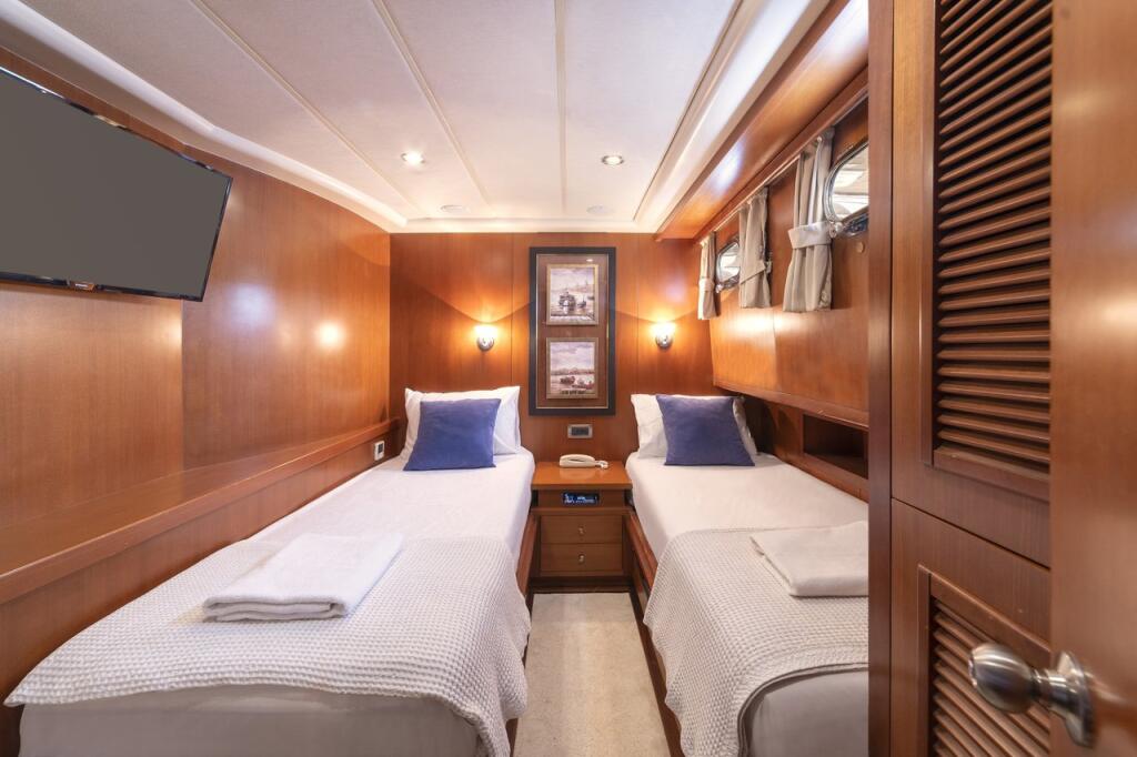 Gulet & Motor Sailer 