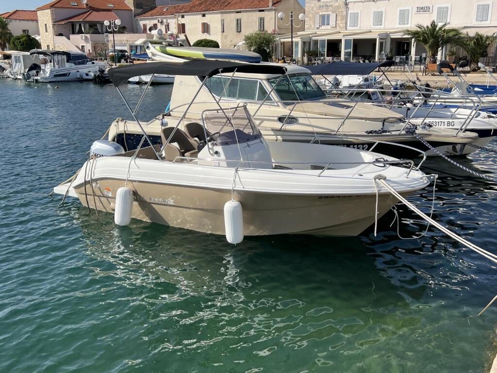 Motorboot 