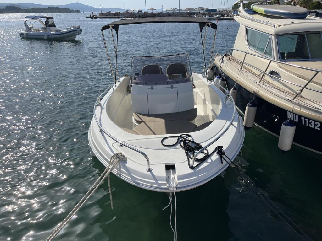 Motorboot 