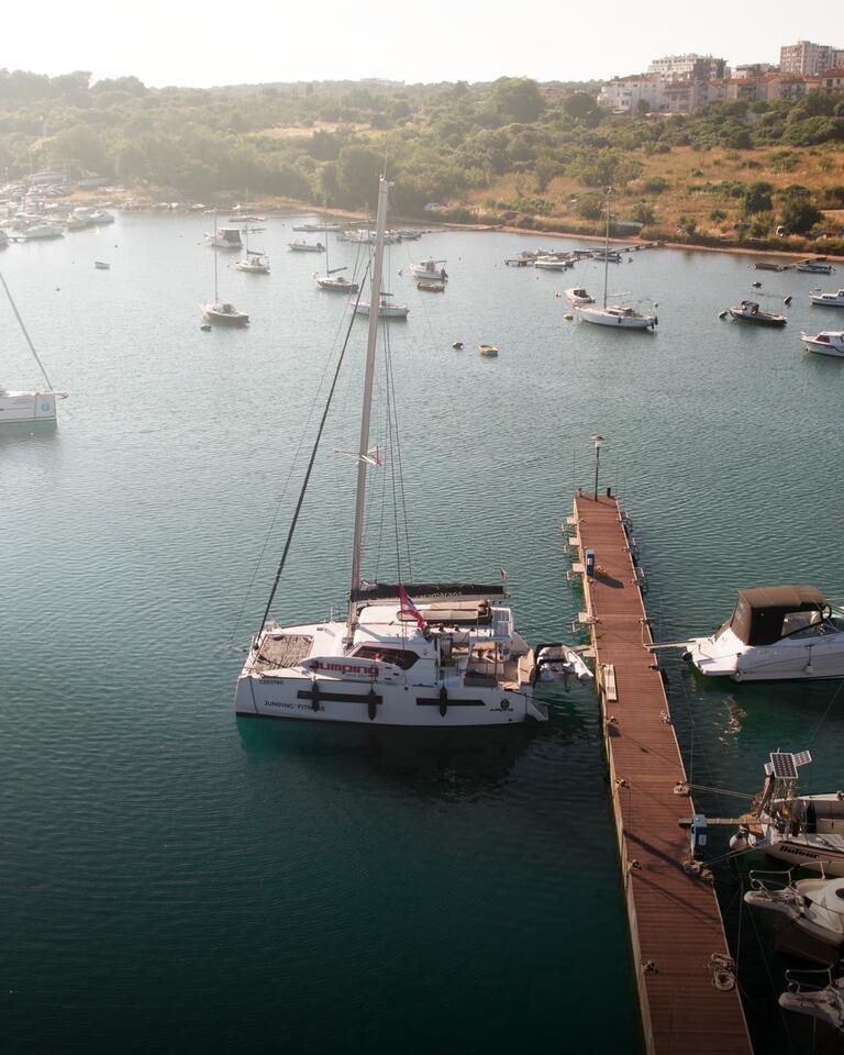 Catamaran 