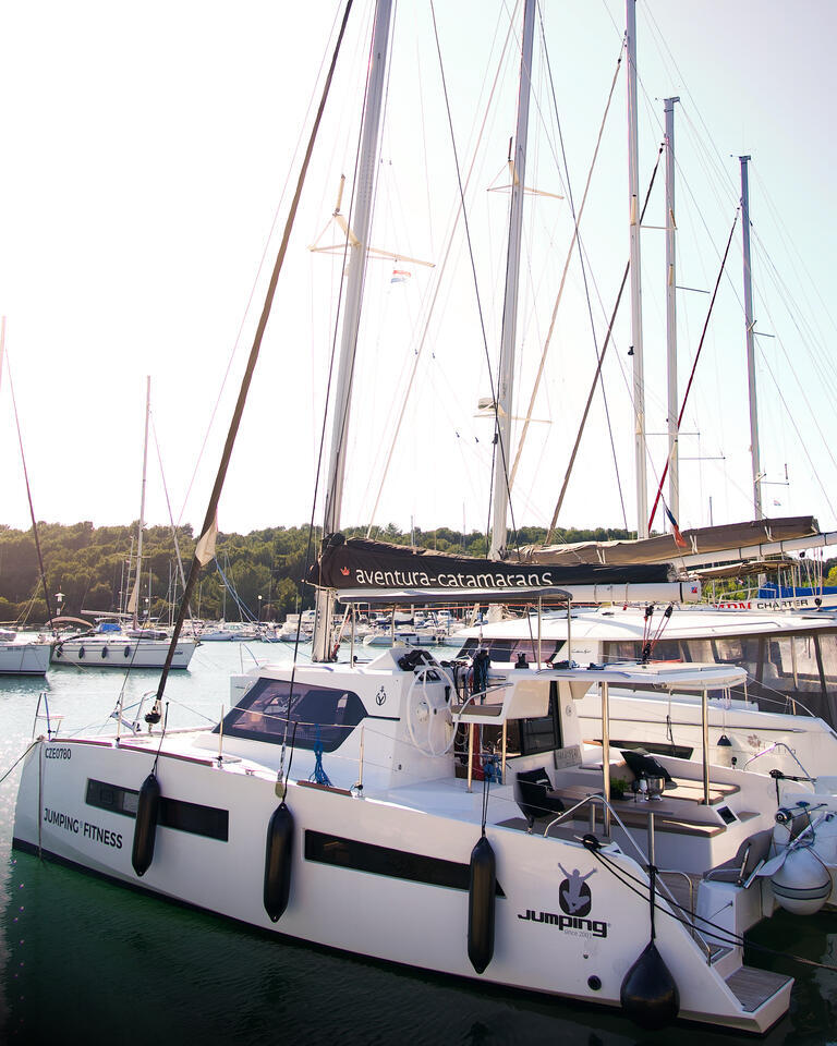 Catamaran 