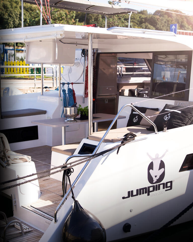 Catamaran 
