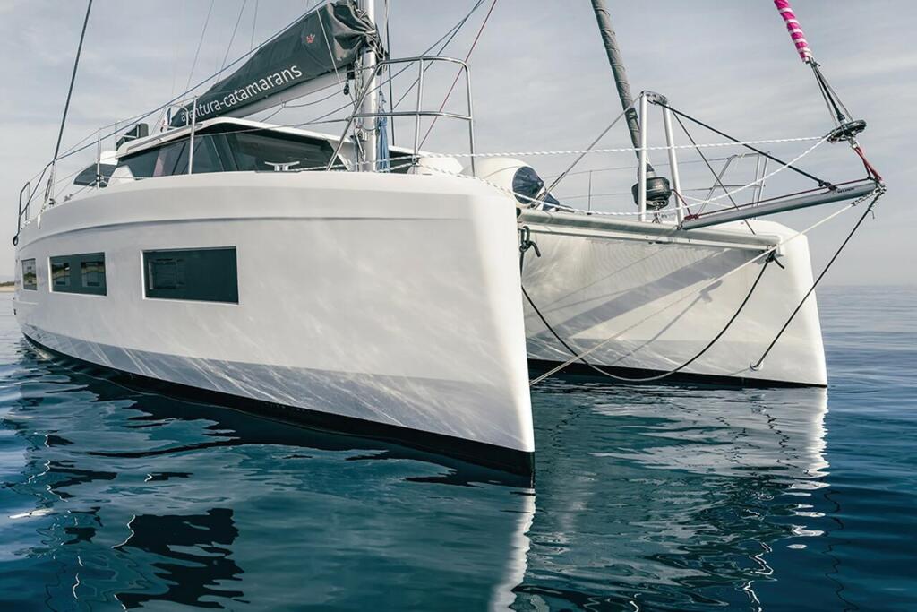Catamaran 