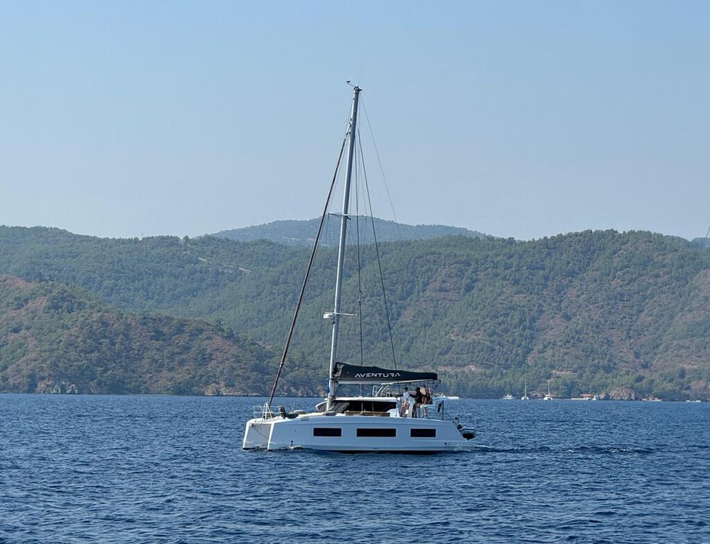Catamaran 