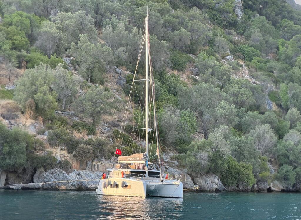Catamaran 