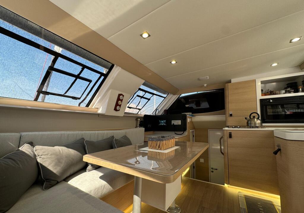 Catamaran 