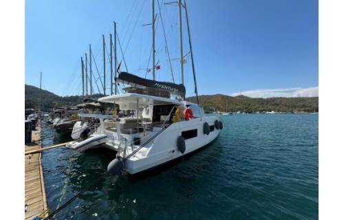 Catamaran 