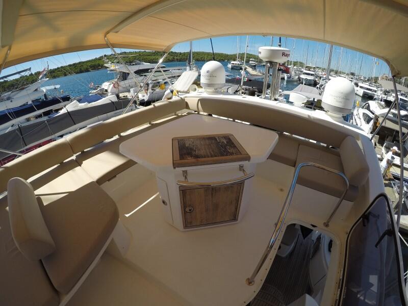 Motoryacht 