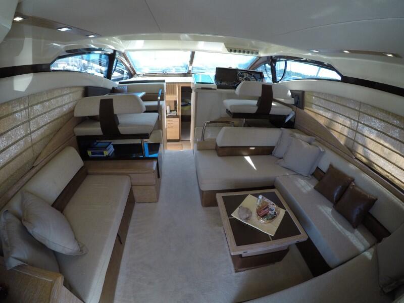 Motoryacht 