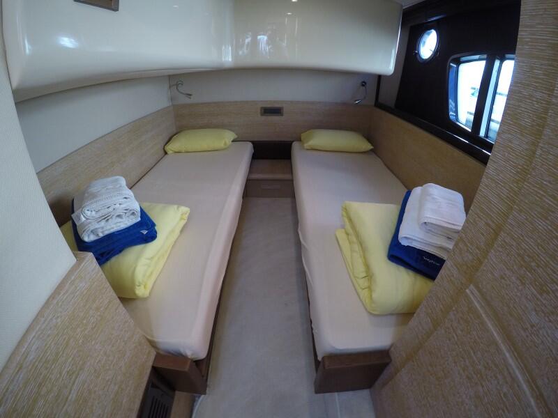 Motoryacht 