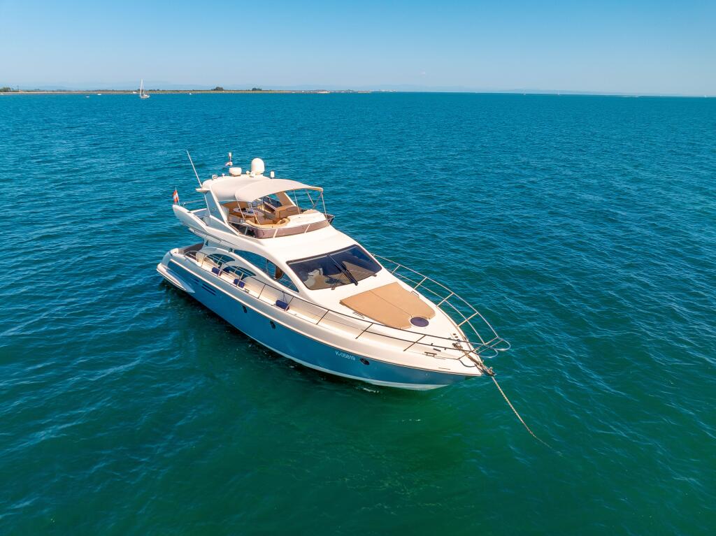 Motoryacht 