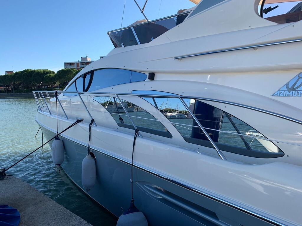 Motoryacht 