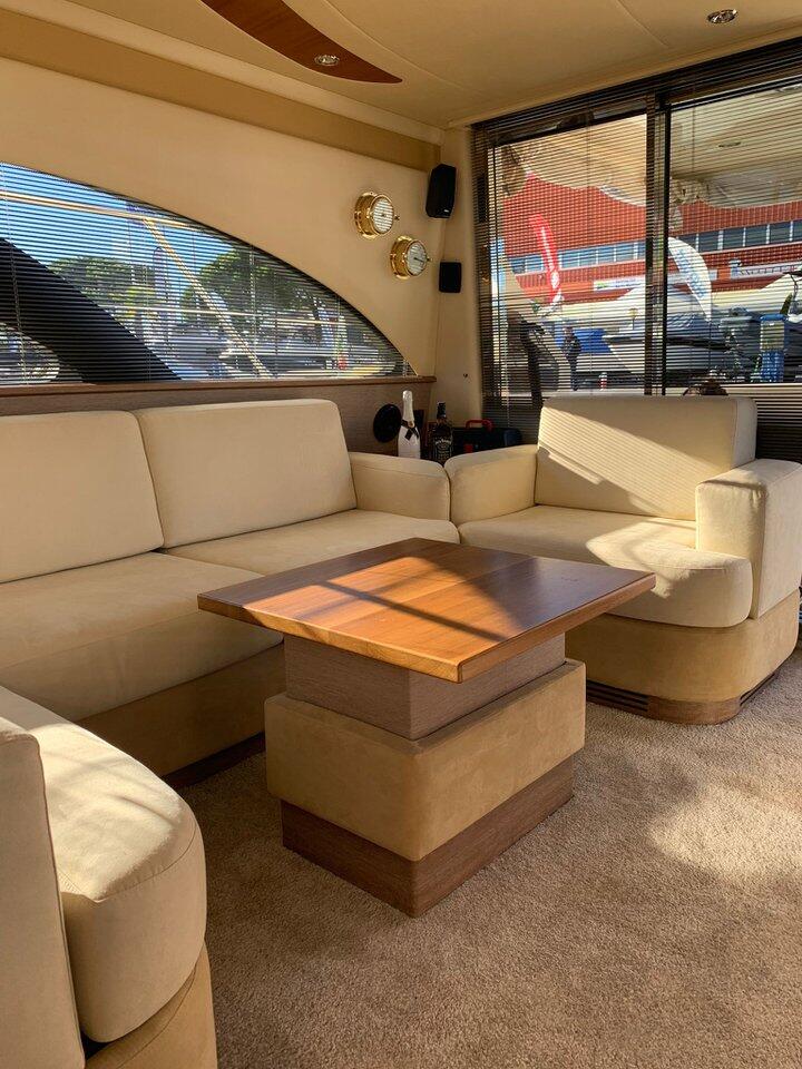 Motoryacht 